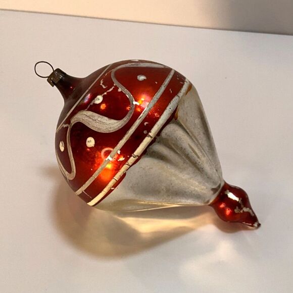 Vintage Mercury Glass Hand Painted Fluted Christmas ornament - Picture 3 of 5